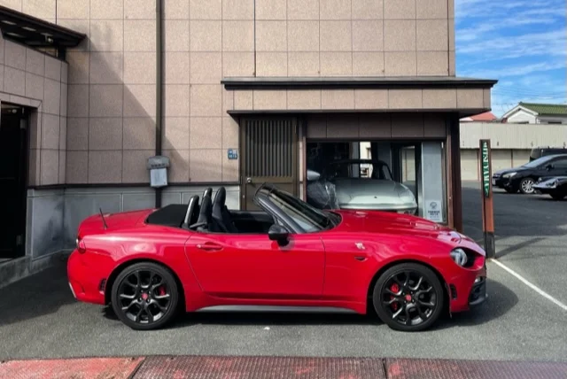 ‘17 アバルト124スパイダー