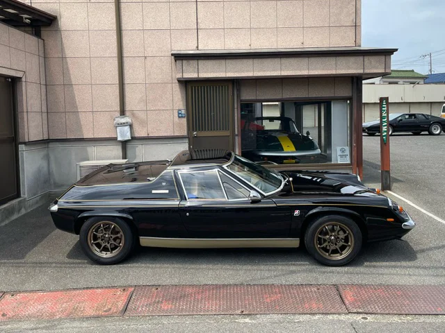 ‘72ロータスヨーロッパスペシャルブラックJPS右ハンドル限定車エアコン付