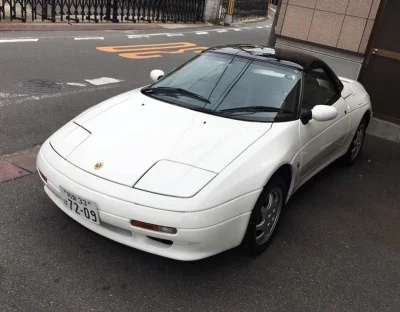 91ロータスエラン（M100）右ハンドル モナコホワイト
